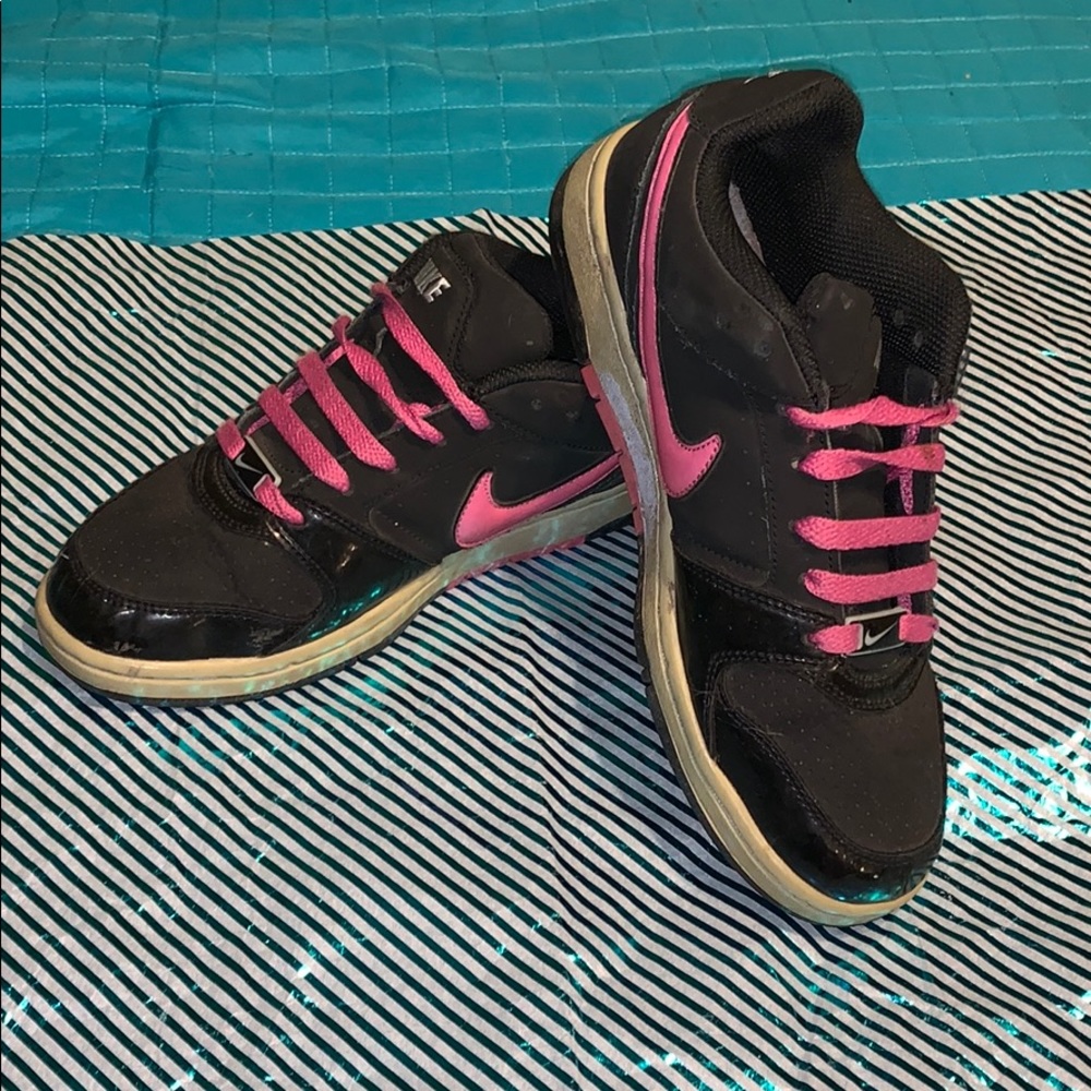 ✨NIKE SHOES✨